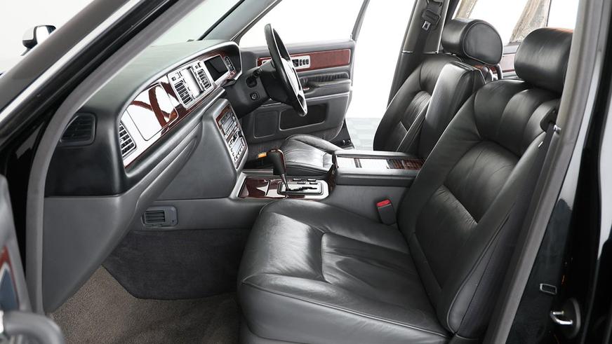 Редкий Toyota Century с V12 под капотом выставлен на продажу в Штатах