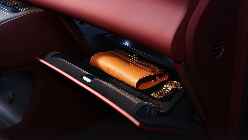 В Китае начались продажи Voyah Taishan. Цены и характеристики