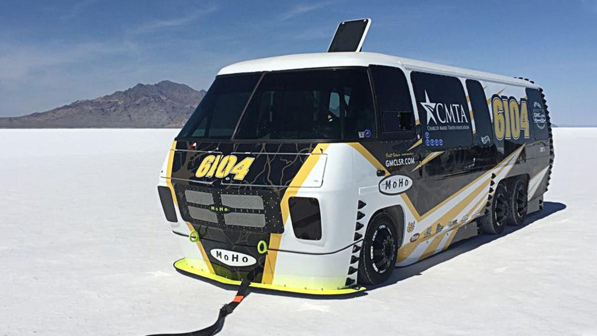 Мен бөксесіме құйрықты қойдым