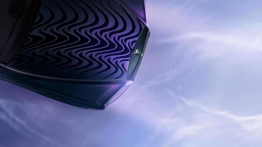 Rolls-Royce показал седан, который строили четыре года