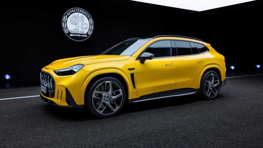 Представлен кроссовер Mercedes-AMG GT c 1169 силами