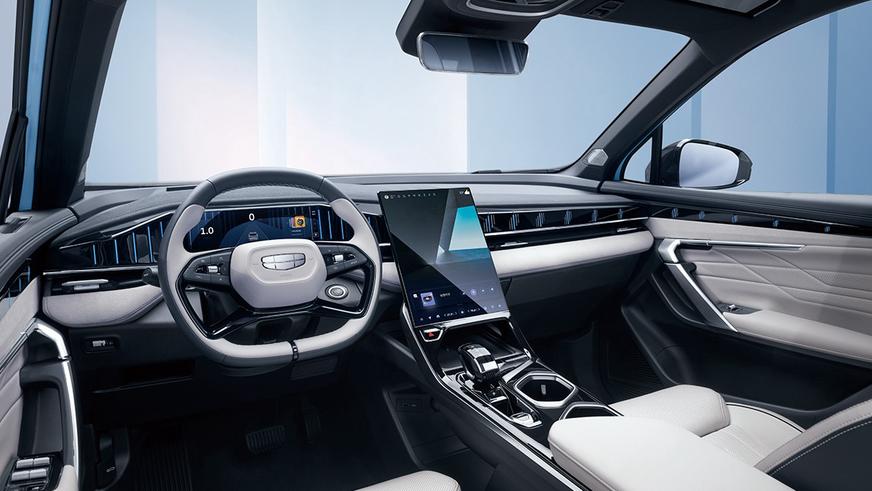 Geely объявила цены на новый Atlas в Казахстане