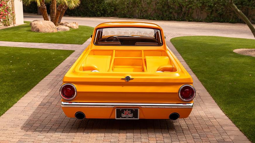 С молотка уйдёт пикап Ford с 10-литровым мотором и турбинами в кузове