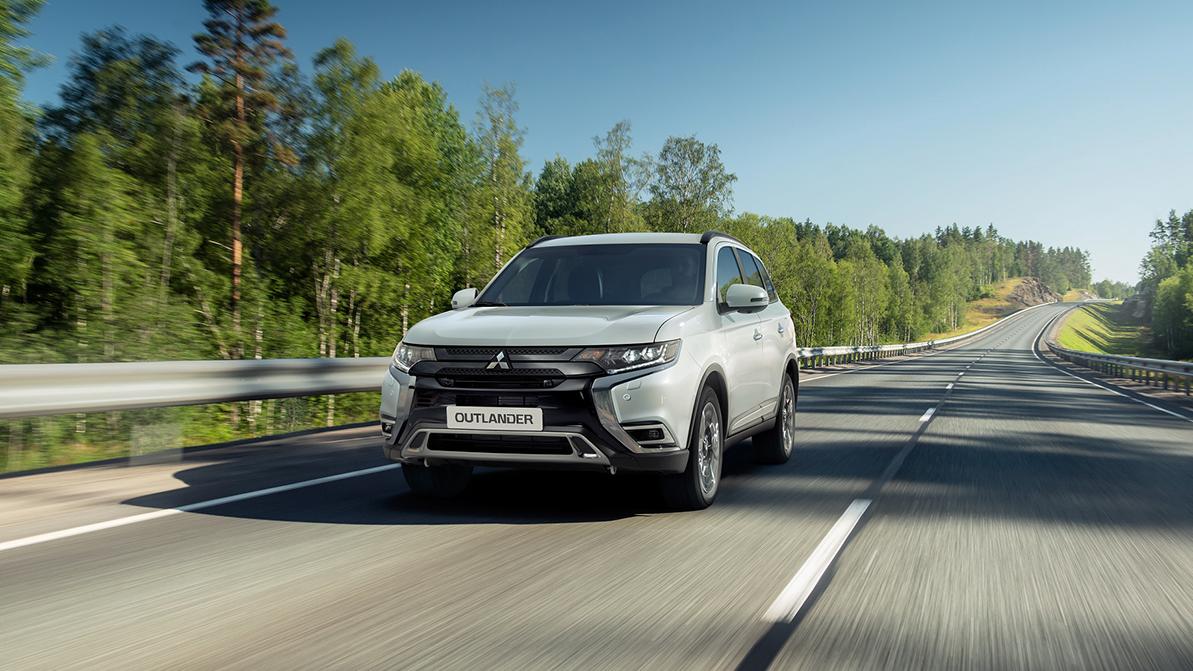 Mitsubishi освежила Outlander. Найдите ноль отличий