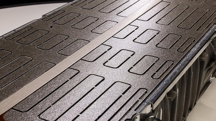 Первая электрическая Ferrari наберёт сотню за 2.5 секунды