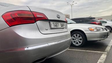 Казахстанцам запретили управлять авто с иностранным учётом отдельными правилами