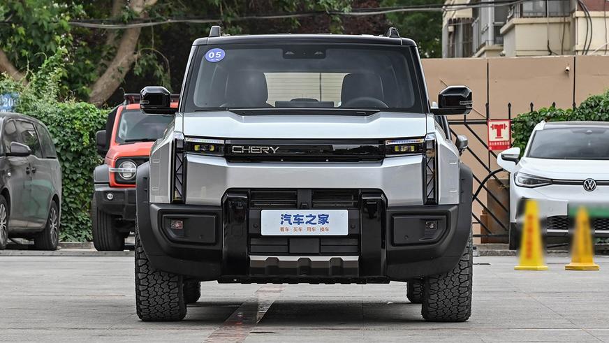 Chery выпустила гибридный кроссовер с брутальной внешностью