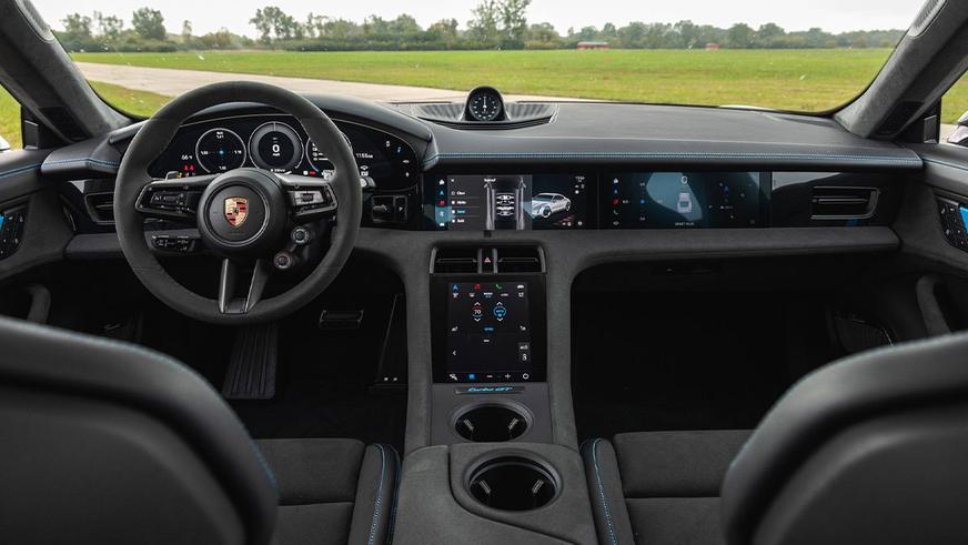 Porsche Taycan Turbo GT: менее 2 секунд до сотни