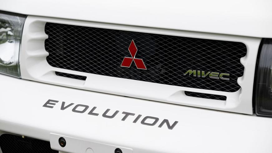 Редкий Mitsubishi Pajero Evolution выставили на продажу в США