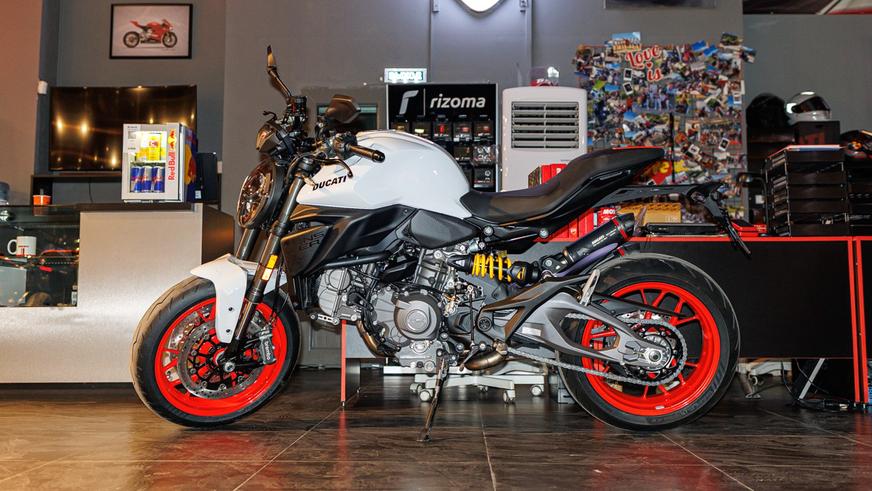 Обновлённый модельный ряд Ducati представили в Алматы