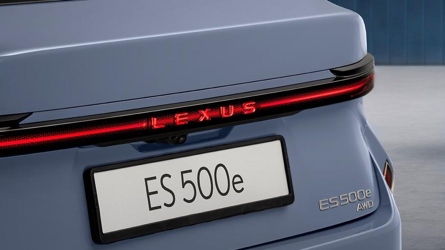 Новый Lexus ES для Европы. Фото и характеристики