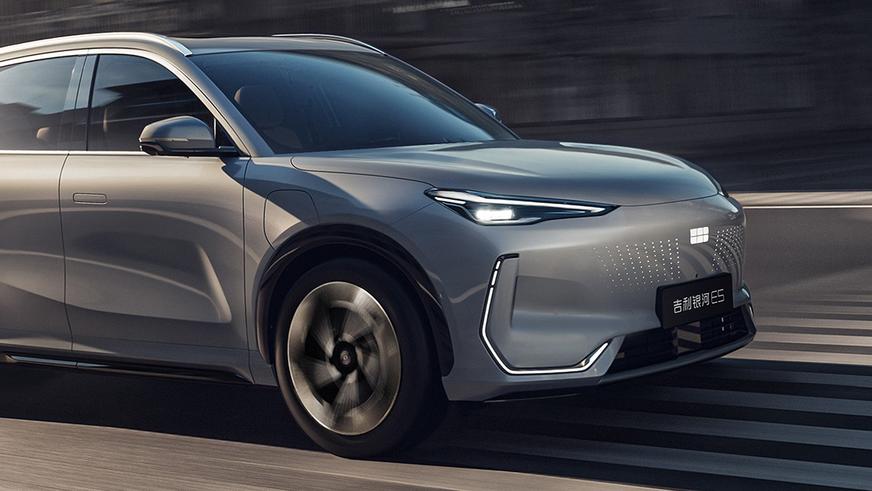 Новый кроссовер Geely проедет без подзарядки 530 км