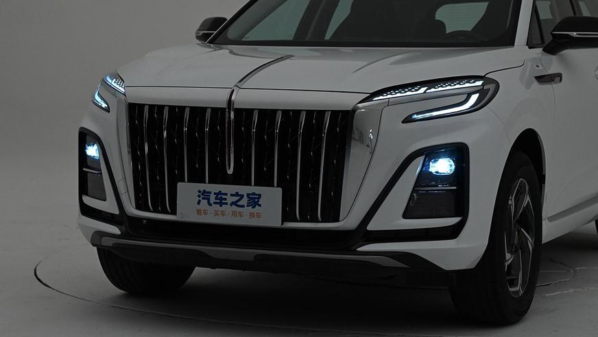 В&nbsp;Китае открылся приём заказов на&nbsp;самый доступный Hongqi