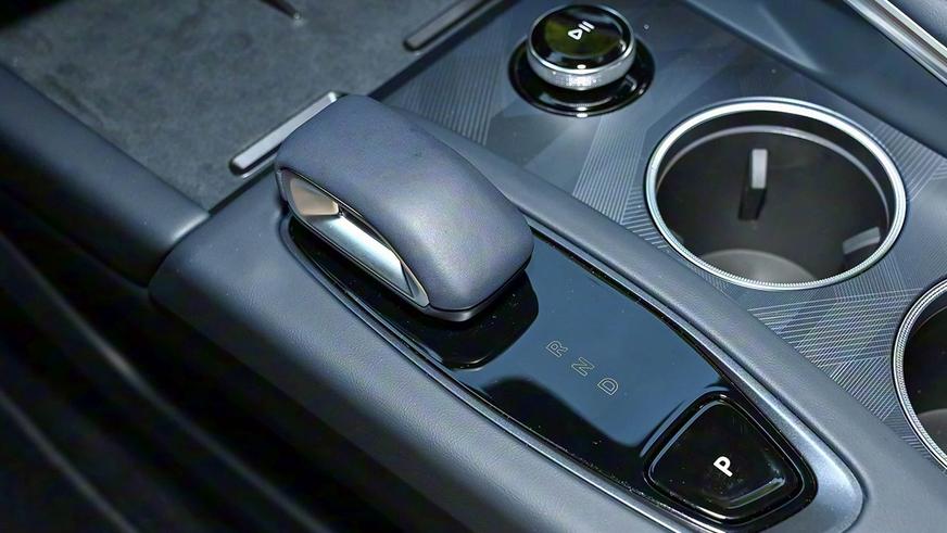 Обновлённый Zeekr 001 почти не подорожал в Китае