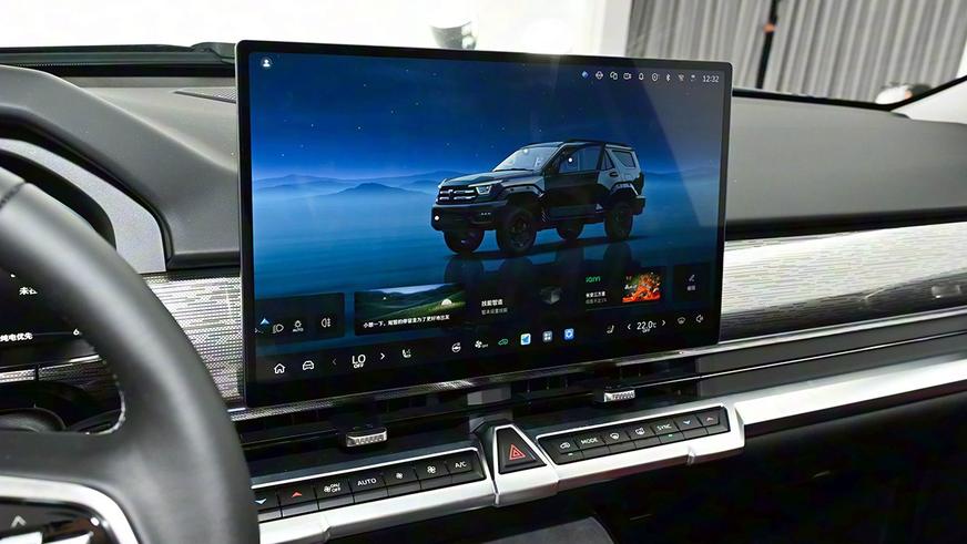 В КНР назвали цену сверхмощного гибридного Tank 400