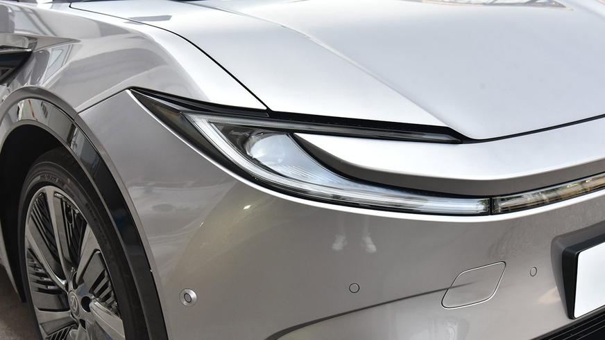 В Китае стартовали продажи самой большой электрической Toyota