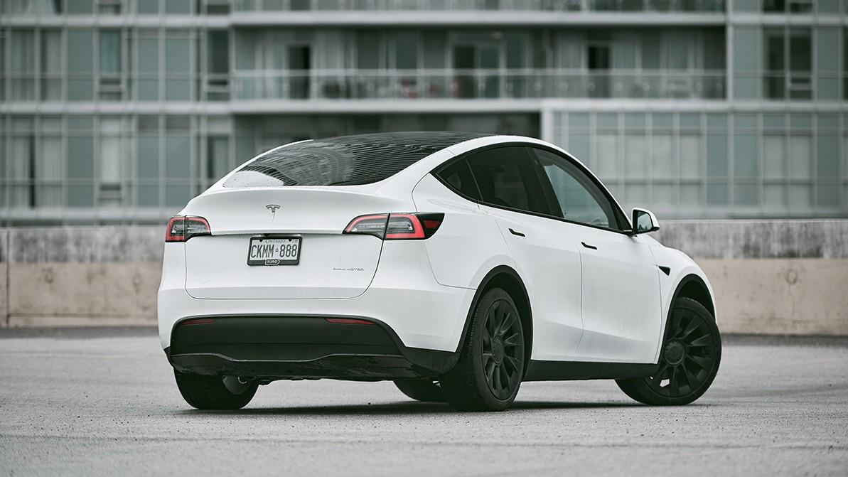 Tesla саудасы соңғы 10&nbsp;жылда алғаш рет төмендеді