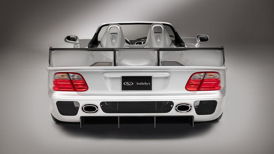 Два редчайших Mercedes CLK GTR оценили в 22 миллиона долларов