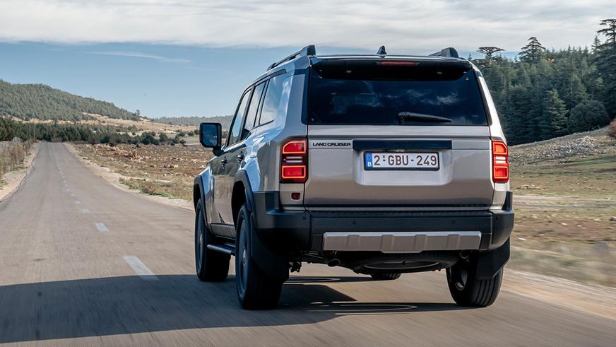 Toyota Land Cruiser Prado стал дизельным гибридом для Европы