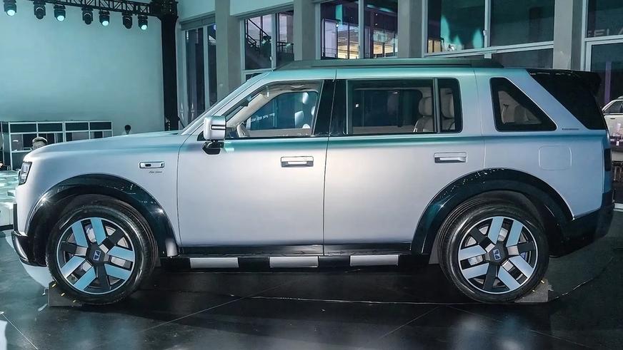 Под&nbsp;номером 8: Land Rover вывел в&nbsp;свет новый Freelander