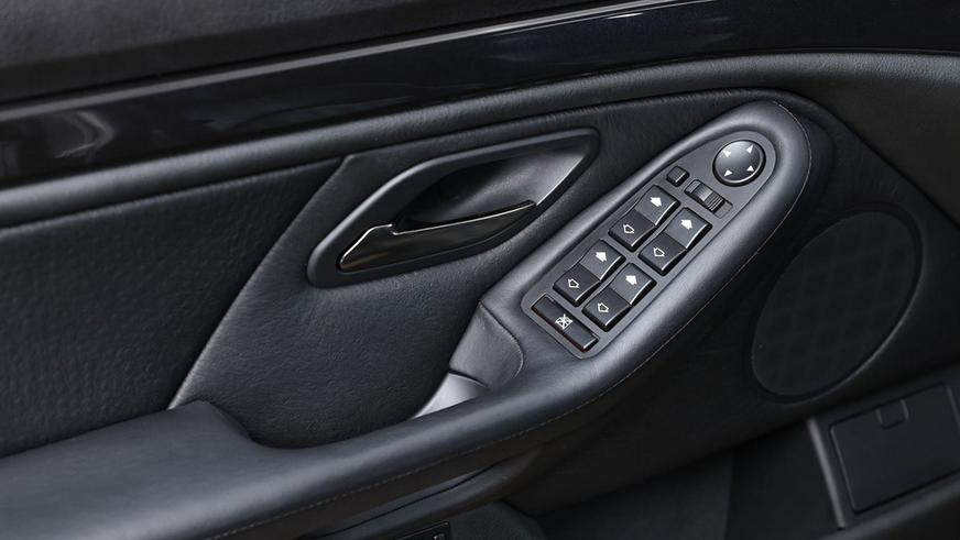 За BMW M5 (E39) готовы отдать более 100 000 долларов