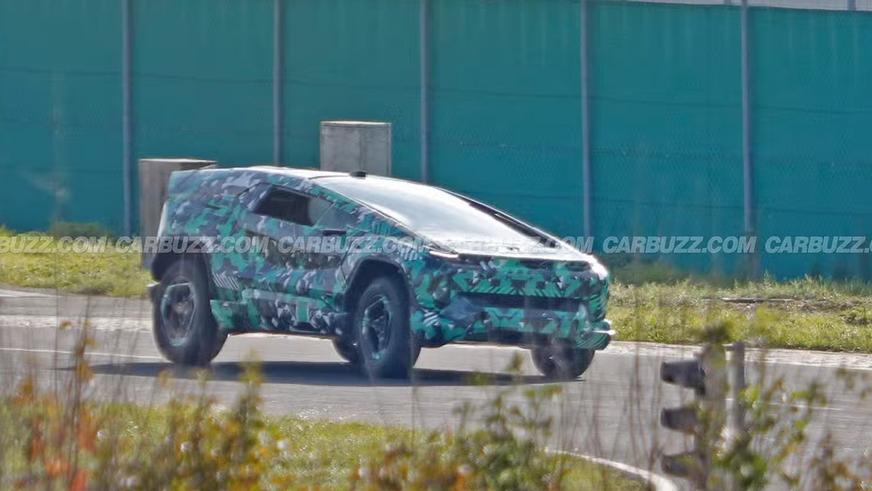 Электромобиль из Саудовской Аравии: прототип попал на фото