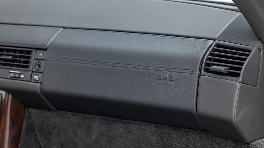 Практически новый Mercedes-Benz SL600 (R129) обнаружен в США