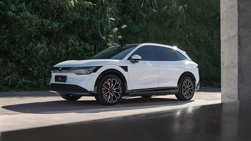 Представлен семейный электрокроссовер Zeekr 7X