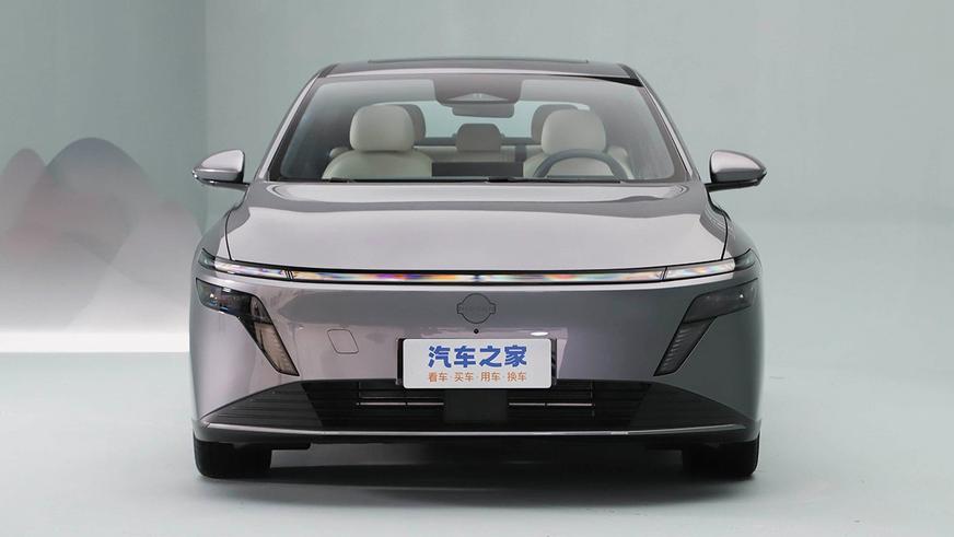 Новый гибридный седан Nissan&nbsp;N6 оказался в&nbsp;КНР неожиданно доступным