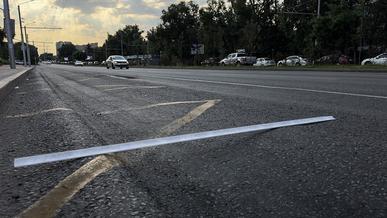 Почему на улицах Алматы после ремонта появляется колея?