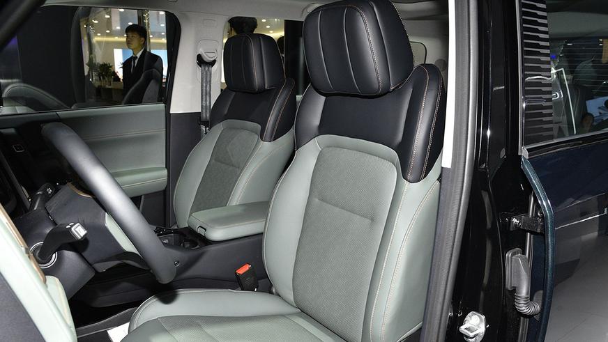 Батарейный кроссовер Chery iCar 03: характеристики и цены