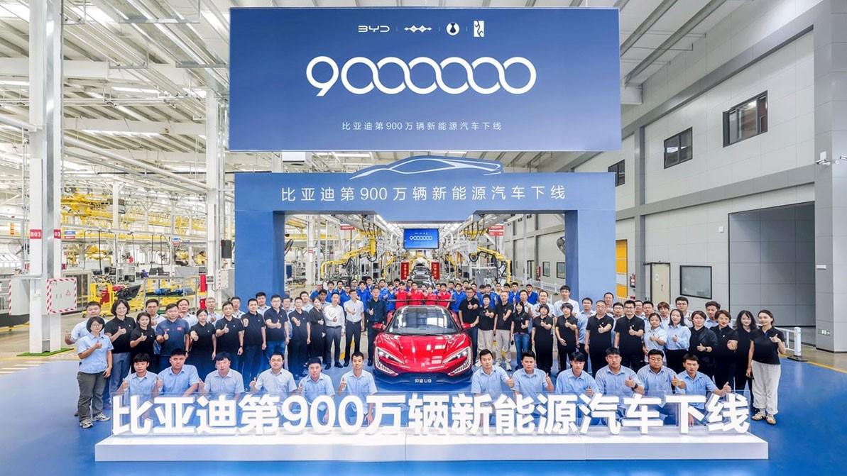 BYD выпустила 9 млн электромобилей и гибридов