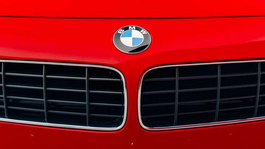 С молотка уйдёт очень редкий и практически новый Alpina Roadster V8