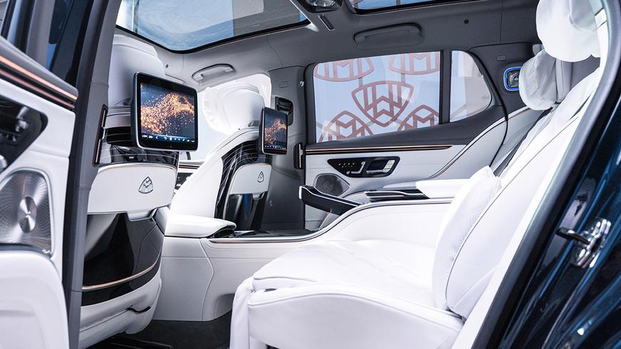 Представлен кроссовер Mercedes-Maybach EQS