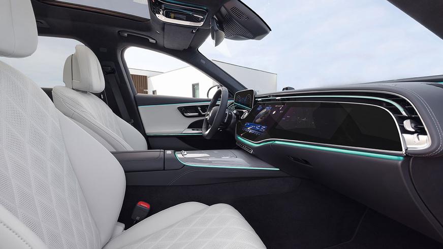 Новый универсал Mercedes-Benz E-класса: гибриды, селфи-камера и Angry Birds