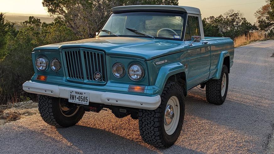 Рестомод 57-летнего пикапа Jeep получил 717-сильный мотор