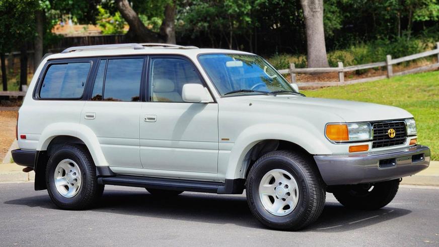 Почти новый Land Cruiser 80 оценили дороже 130 000 долларов