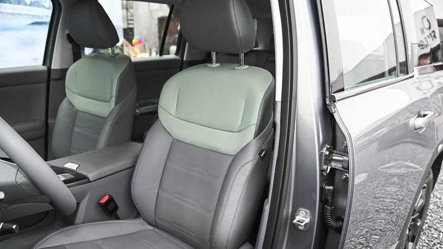 Бюджетный кроссовер BAIC BJ30 — суровая внешность и передний привод