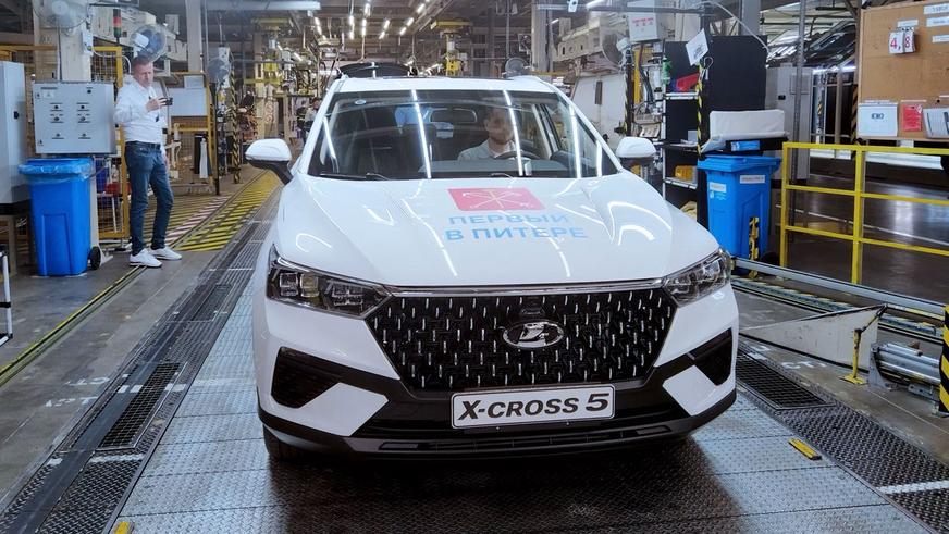 АВТОВАЗ запустил сборку Lada X-cross 5. Известна примерная цена