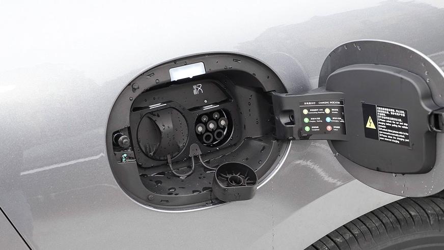 Представлено обновлённое семейство BYD Han: богаче и дешевле