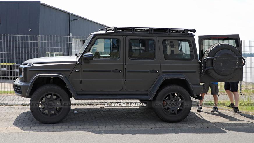 Новый G-Class 4×4²: антихром и гламур. И почти в рапторе