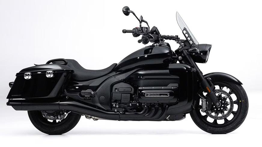 Китайский бренд расширяет линейку 8-цилиндровых мотоциклов