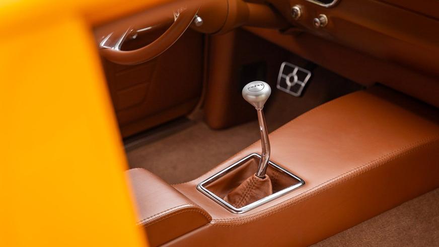 С молотка уйдёт пикап Ford с 10-литровым мотором и турбинами в кузове