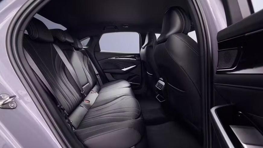 Geely EX5 и Preface локализуют в Казахстане