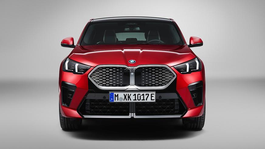 Новый BMW X2: теперь и с электромоторами