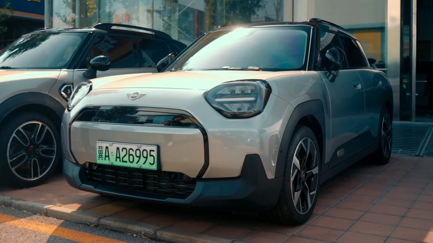 Ресейде жасыл және көгілдір түсті нөмір болуы мүмкін