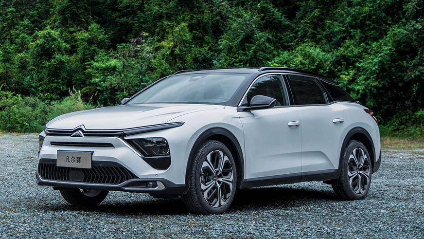 Российский автопром: перезапуск завода Hyundai и возвращение Peugeot и Citroen