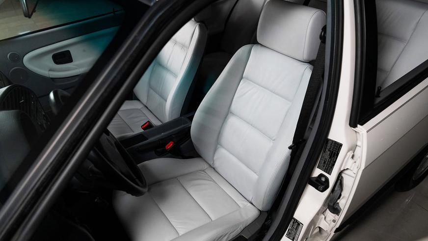 В США нашли почти новую BMW 325i в кузове E36 В США нашли почти новую BMW 325i в кузове E36