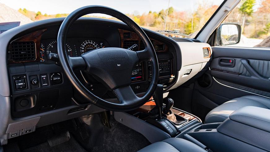 В США продают Toyota Land Cruiser 80 по цене «трёхсотки»