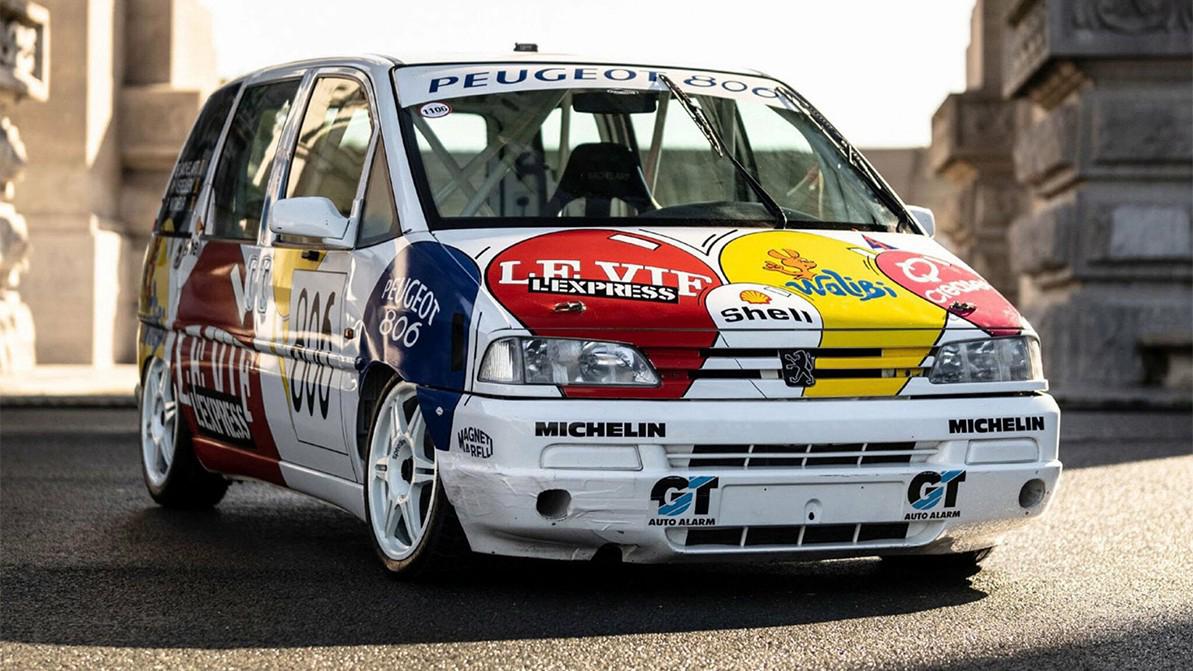 Уникальный гоночный минивэн Peugeot выставлен на аукцион
